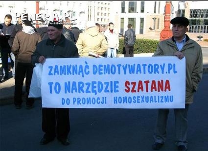 Zamknąć demotywatory