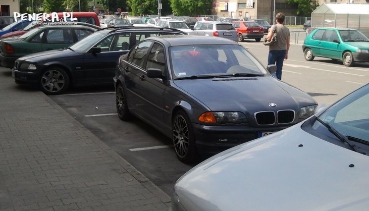 Tak parkuje szlachta w BMW