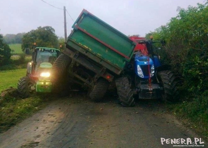 A tak się wciskam na trzeciego traktorem